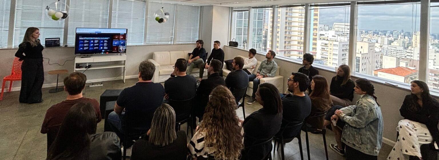 ília Day Koin: Acelerando a maturidade digital com design e tecnologia aplicada